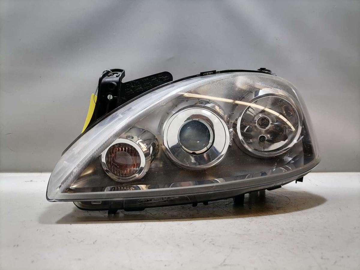 Opel Corsa C original Scheinwerfer links Halogen Elipsoid Linse Bj.2005